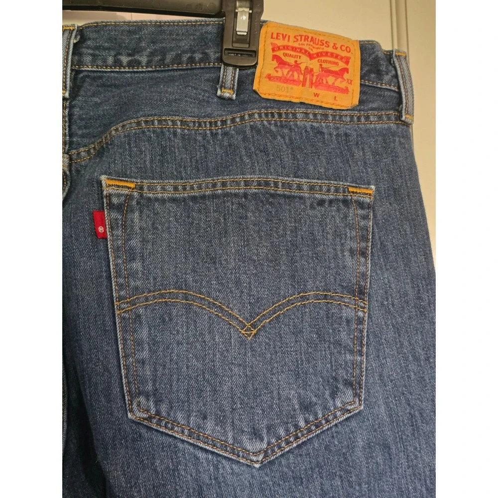Levis 501 Original Fit Straight Leg Blue Jeans Mens 40x36 Button Fly Denim